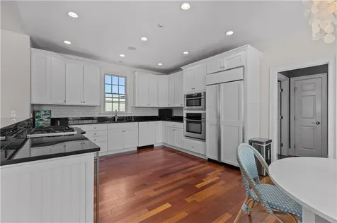 59 Carnegie Harbor Drive Portsmouth RI 02871