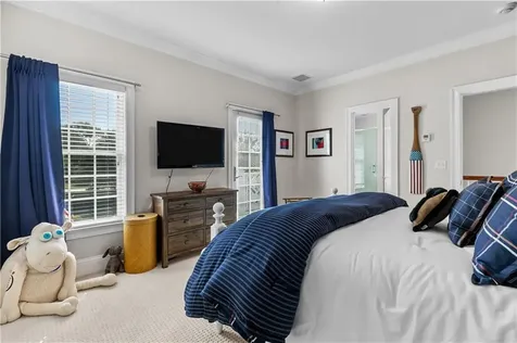 59 Carnegie Harbor Drive Portsmouth RI 02871