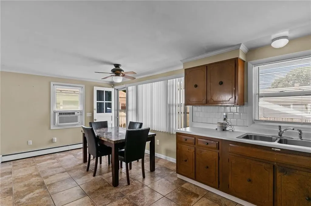 35 Auburn Avenue Johnston RI 02919