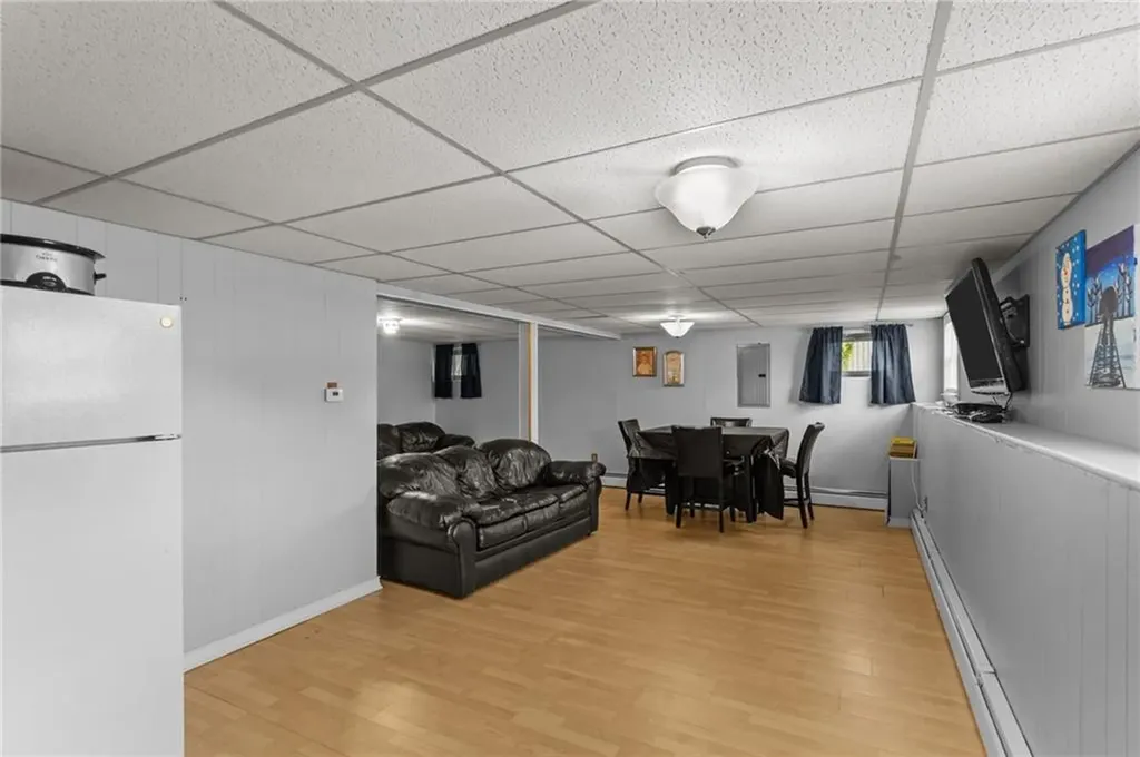 35 Auburn Avenue Johnston RI 02919