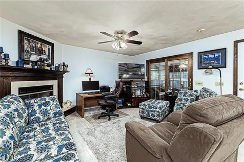 9 East Lake View Drive North Providence RI 02904