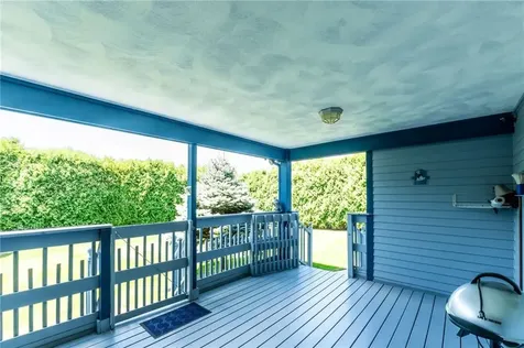 9 East Lake View Drive North Providence RI 02904