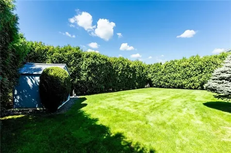 9 East Lake View Drive North Providence RI 02904