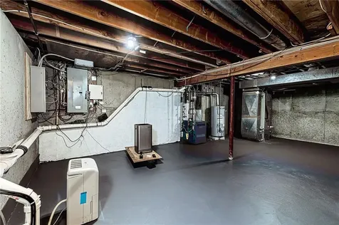 9 East Lake View Drive North Providence RI 02904