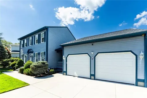 9 East Lake View Drive North Providence RI 02904