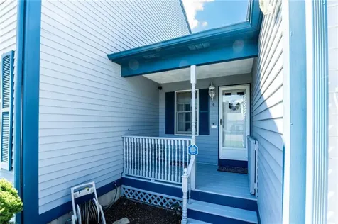 9 East Lake View Drive North Providence RI 02904