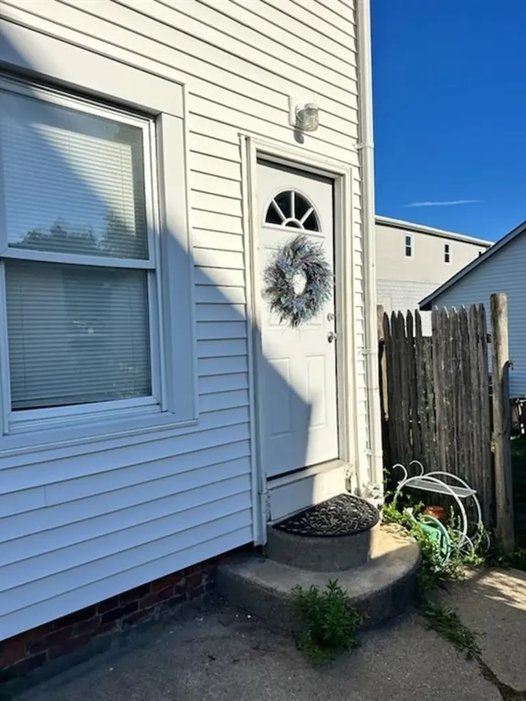 35 Manson Avenue Warwick RI 02888