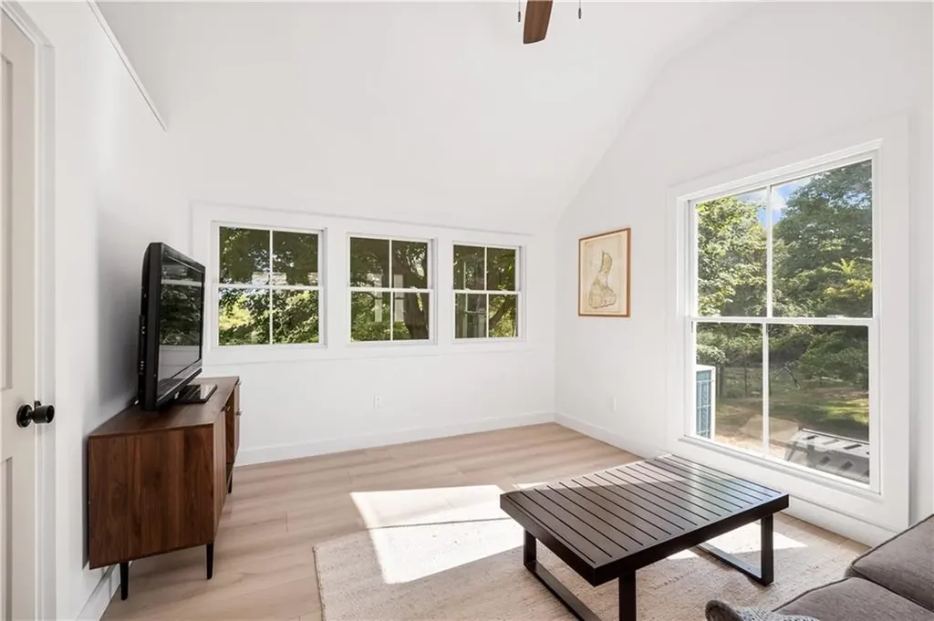 804 Mohegan Trail Block Island RI 02807