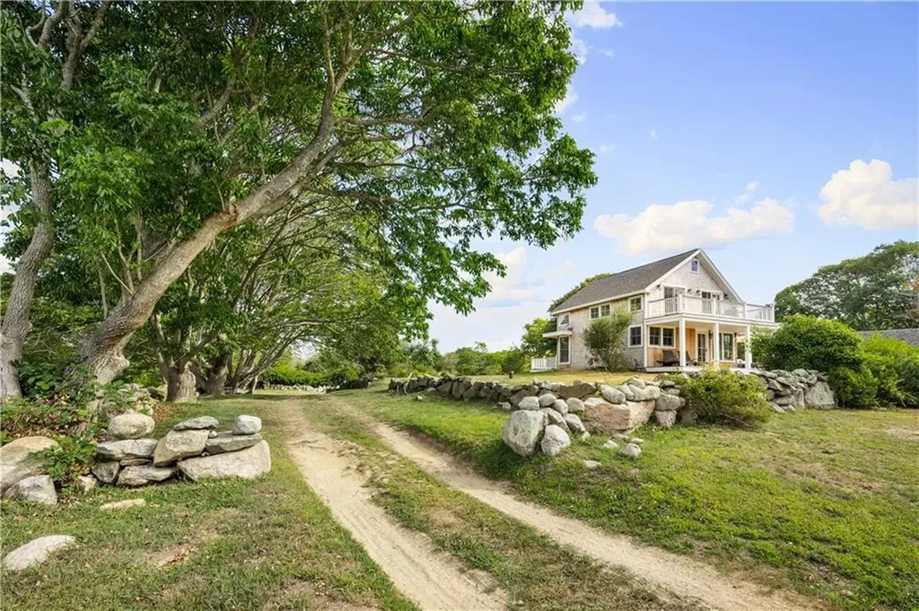 804 Mohegan Trail Block Island RI 02807