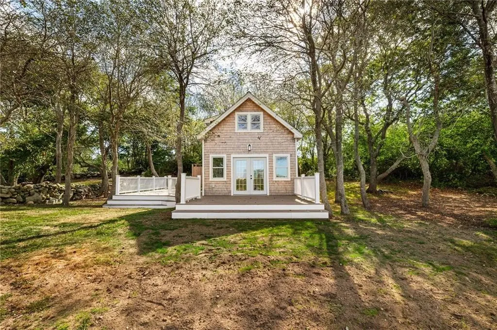 804 Mohegan Trail Block Island RI 02807