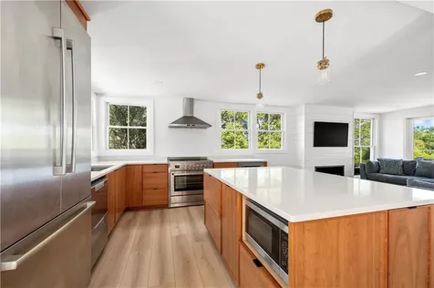 804 Mohegan Trail Block Island RI 02807