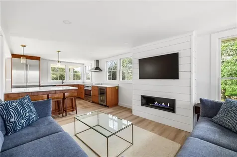 804 Mohegan Trail Block Island RI 02807