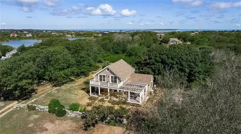 804 Mohegan Trail Block Island RI 02807
