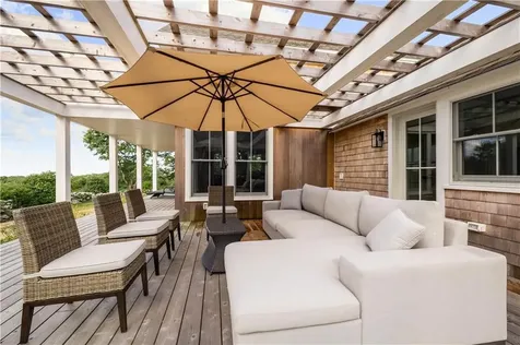 804 Mohegan Trail Block Island RI 02807