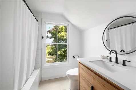 804 Mohegan Trail Block Island RI 02807