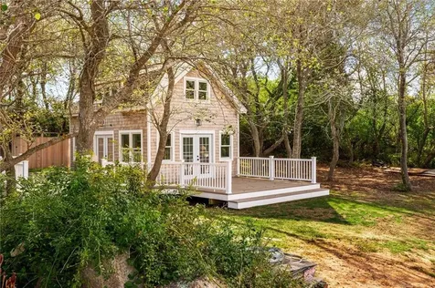 804 Mohegan Trail Block Island RI 02807
