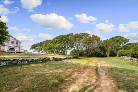 804 Mohegan Trail Block Island RI 02807