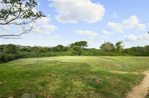 804 Mohegan Trail Block Island RI 02807