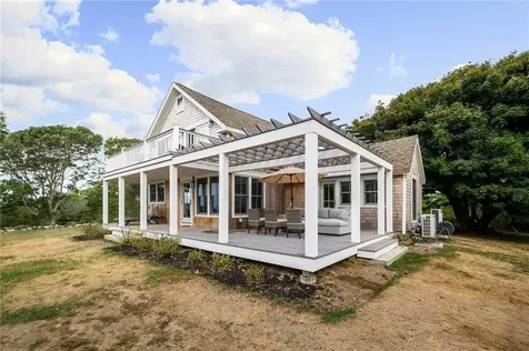 804 Mohegan Trail Block Island RI 02807