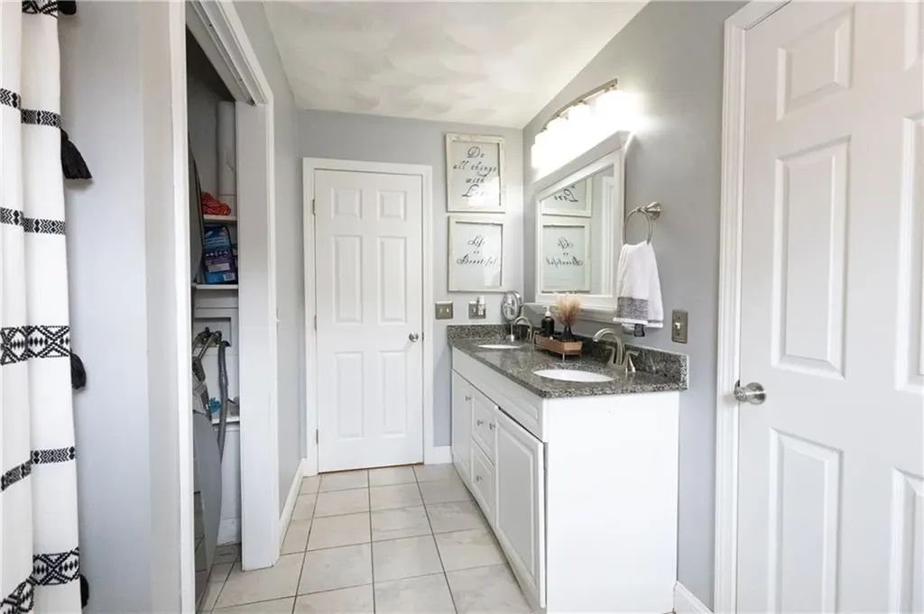 32 Dike Street Woonsocket RI 02895