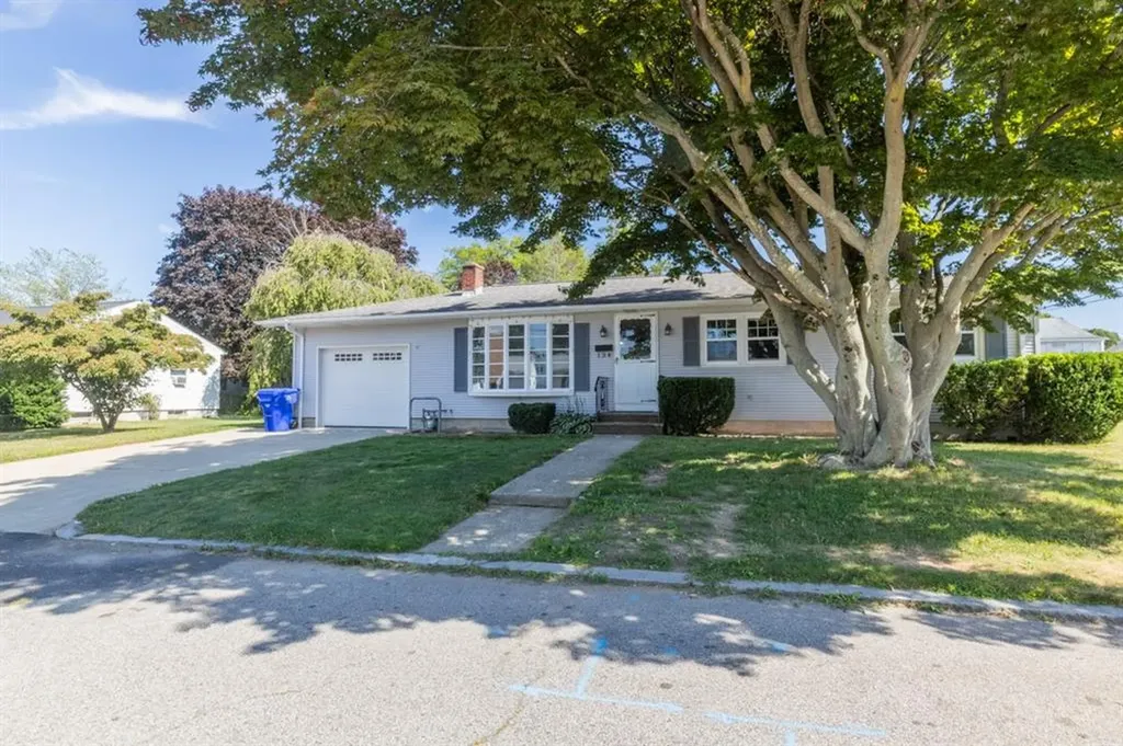 134 Berkeley Street East Providence RI 02914
