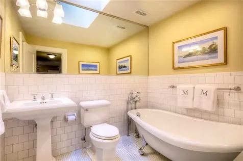 50 Eastover & Lot Road Portsmouth RI 02871