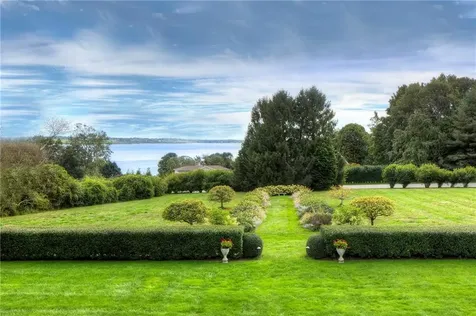 50 Eastover & Lot Road Portsmouth RI 02871