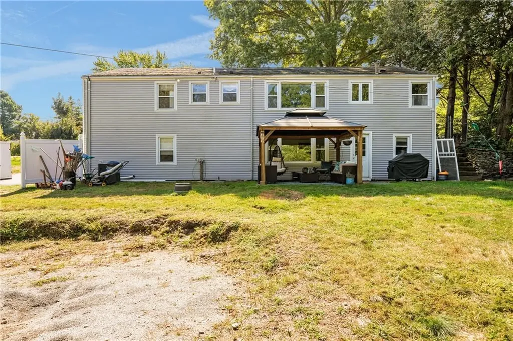 45 Algonquin Drive Warwick RI 02888