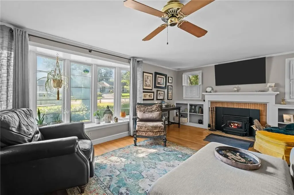 45 Algonquin Drive Warwick RI 02888