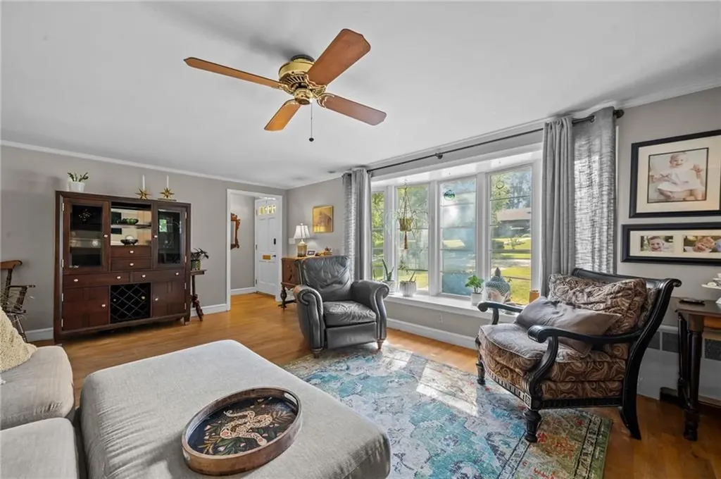 45 Algonquin Drive Warwick RI 02888