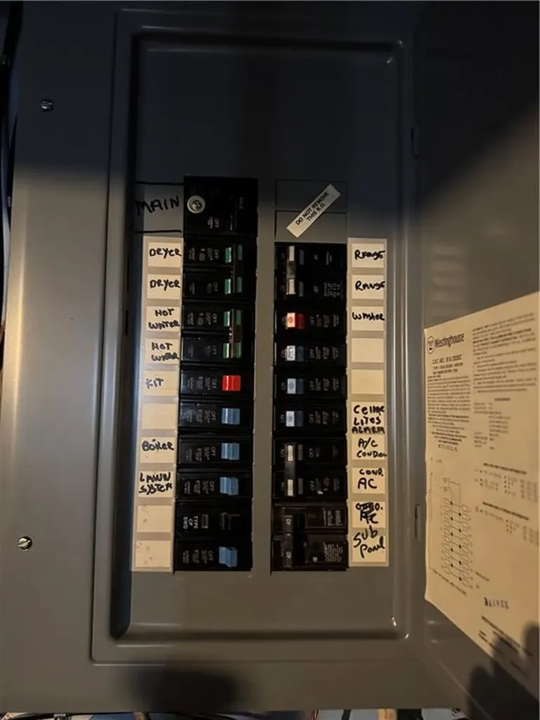 61 Carnation Drive Cranston RI 02920