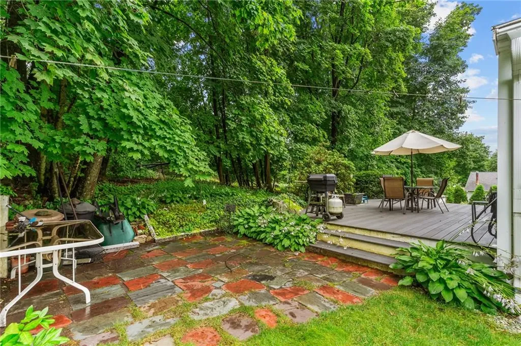 13 Welcome Road Smithfield RI 02917