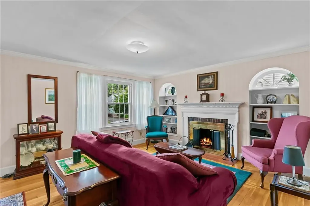 13 Welcome Road Smithfield RI 02917