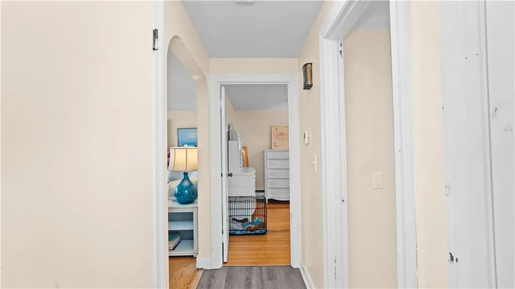 20 Manor Road Cranston RI 02920