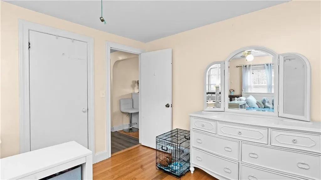 20 Manor Road Cranston RI 02920