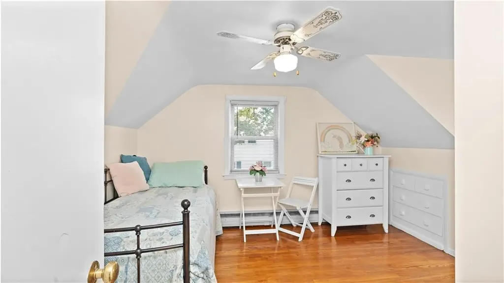 20 Manor Road Cranston RI 02920