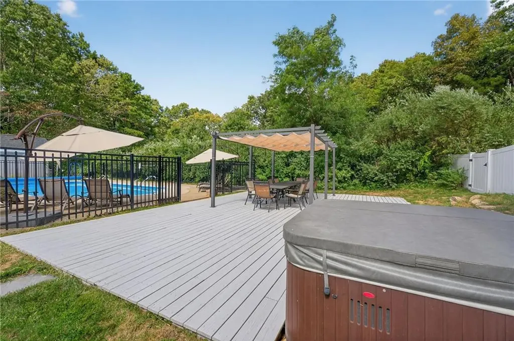 7 Hidden Meadows Drive Charlestown RI 02813