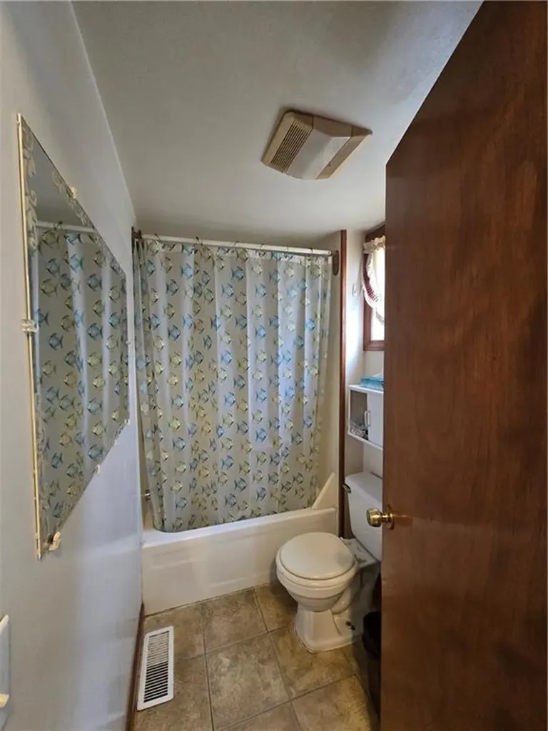 41 White Avenue East Providence RI 02915