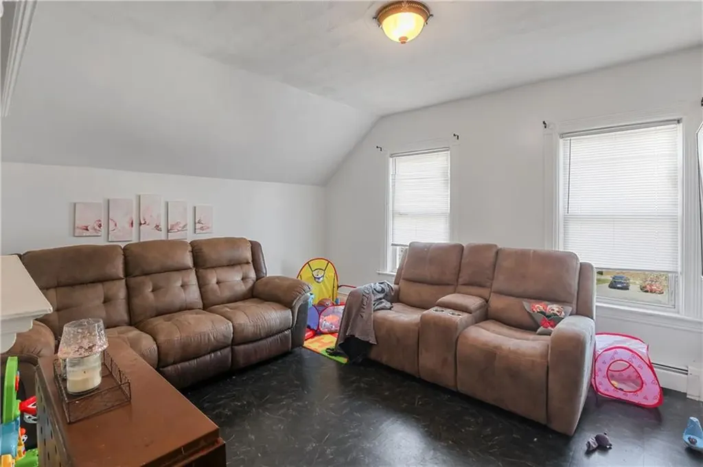 58 Lawn Avenue Pawtucket RI 02860