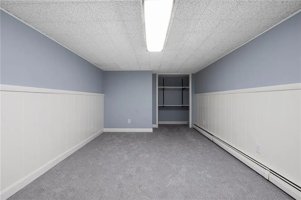 788 Namquid Drive Warwick RI 02888