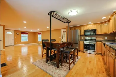 843 Bulgarmarsh Road Tiverton RI 02878