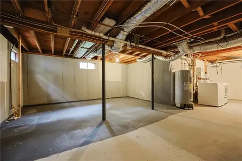 843 Bulgarmarsh Road Tiverton RI 02878