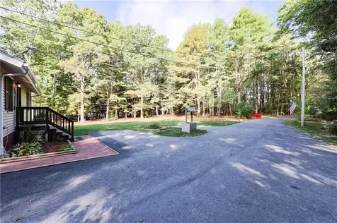 843 Bulgarmarsh Road Tiverton RI 02878