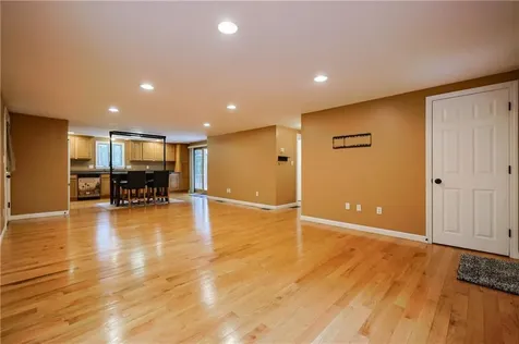 843 Bulgarmarsh Road Tiverton RI 02878