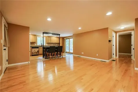 843 Bulgarmarsh Road Tiverton RI 02878