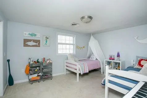 1 Leland Point Drive Portsmouth RI 02871