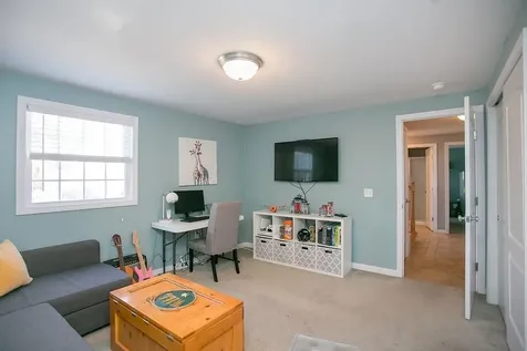 1 Leland Point Drive Portsmouth RI 02871