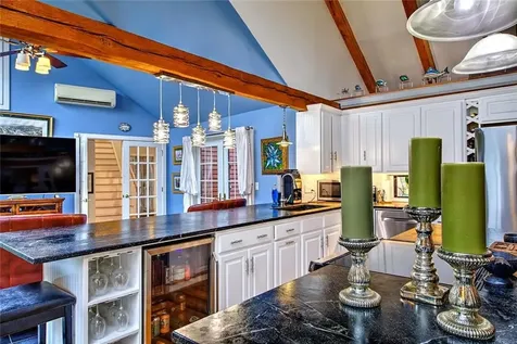 75 Macomber Lane Portsmouth RI 02871