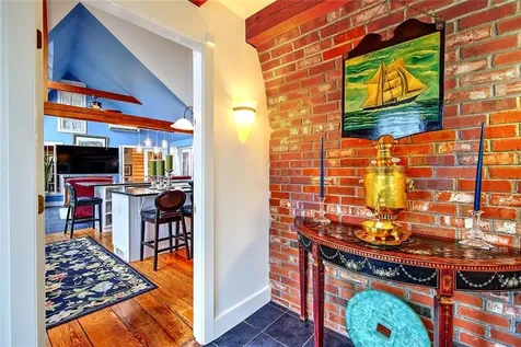 75 Macomber Lane Portsmouth RI 02871