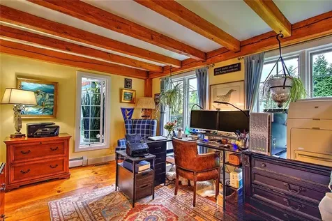 75 Macomber Lane Portsmouth RI 02871